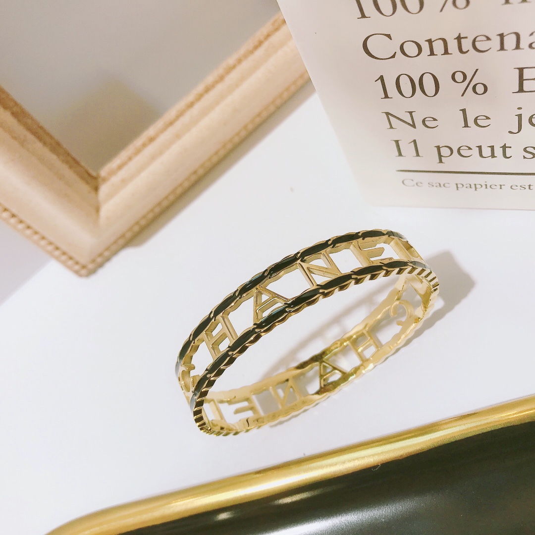 Replica CHANEL Bangle