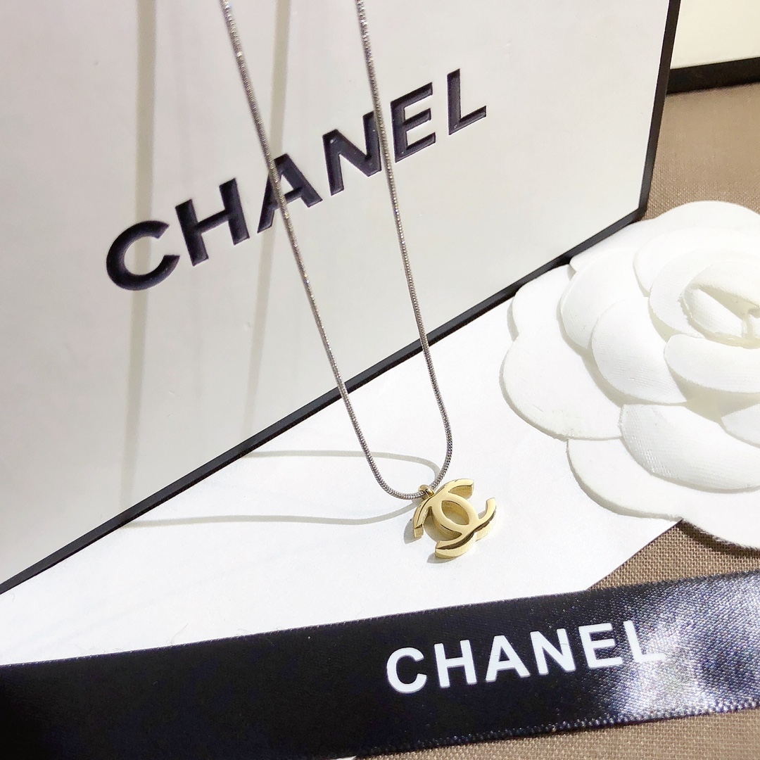 Replica CHANEL Necklace