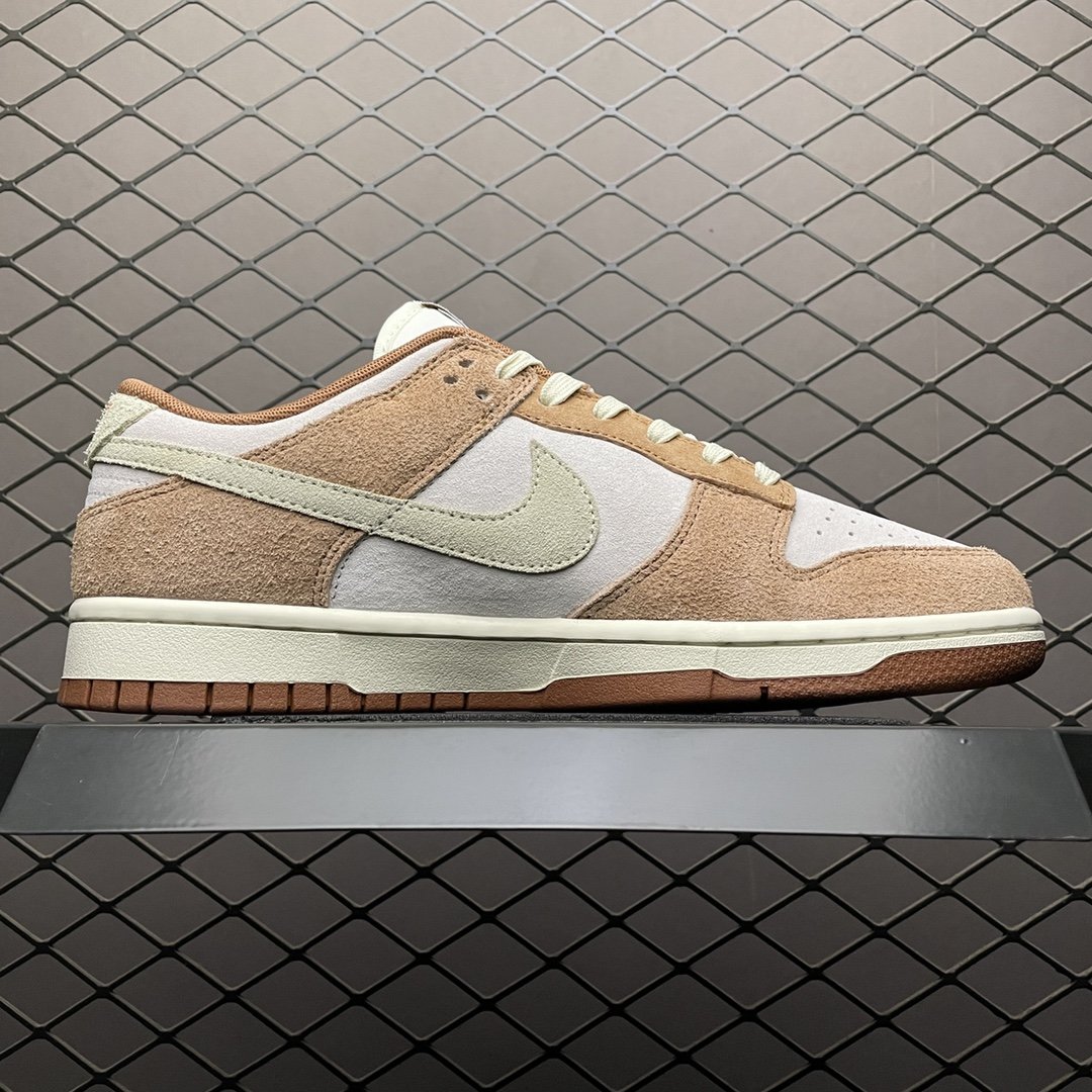 Replica Nike Dunk SB Shoe Nike Dunk Low Retro PRMMedium Curry  _01209