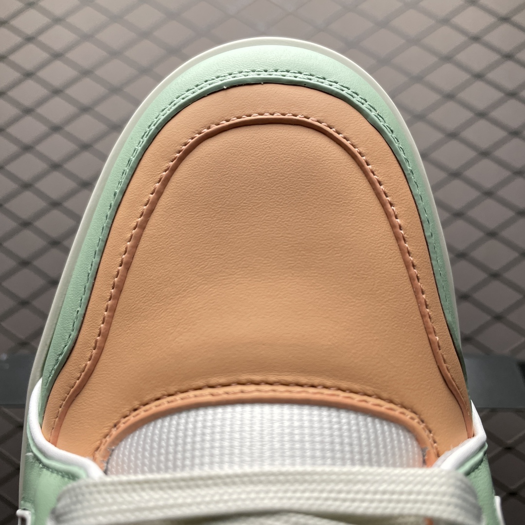 Replica Louis Vuitton Shoe Louis Vuitton LV Trainer Size 38-46F