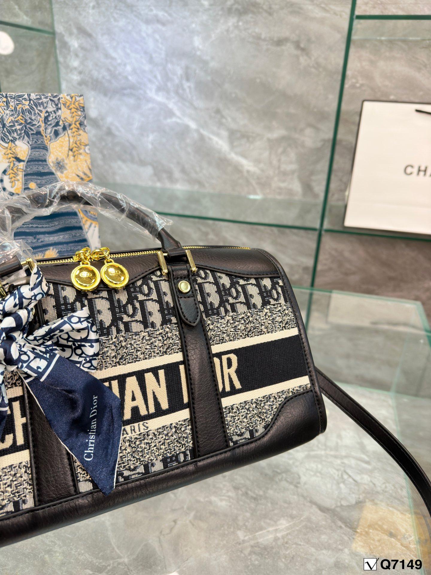 Replica Dior Bag 33*17CM
