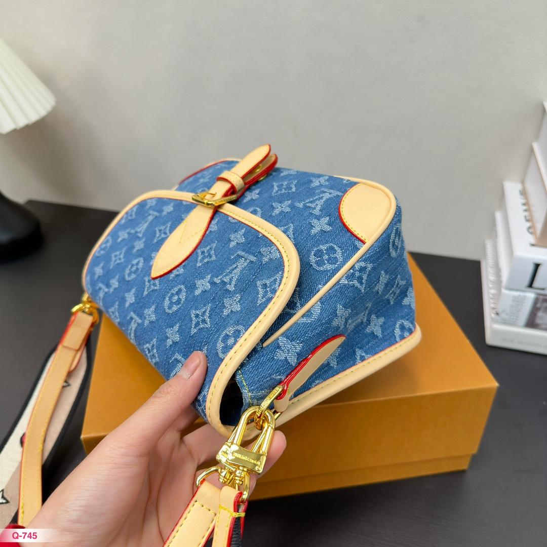 Replica Louis Vuitton Bag 16*25CM
