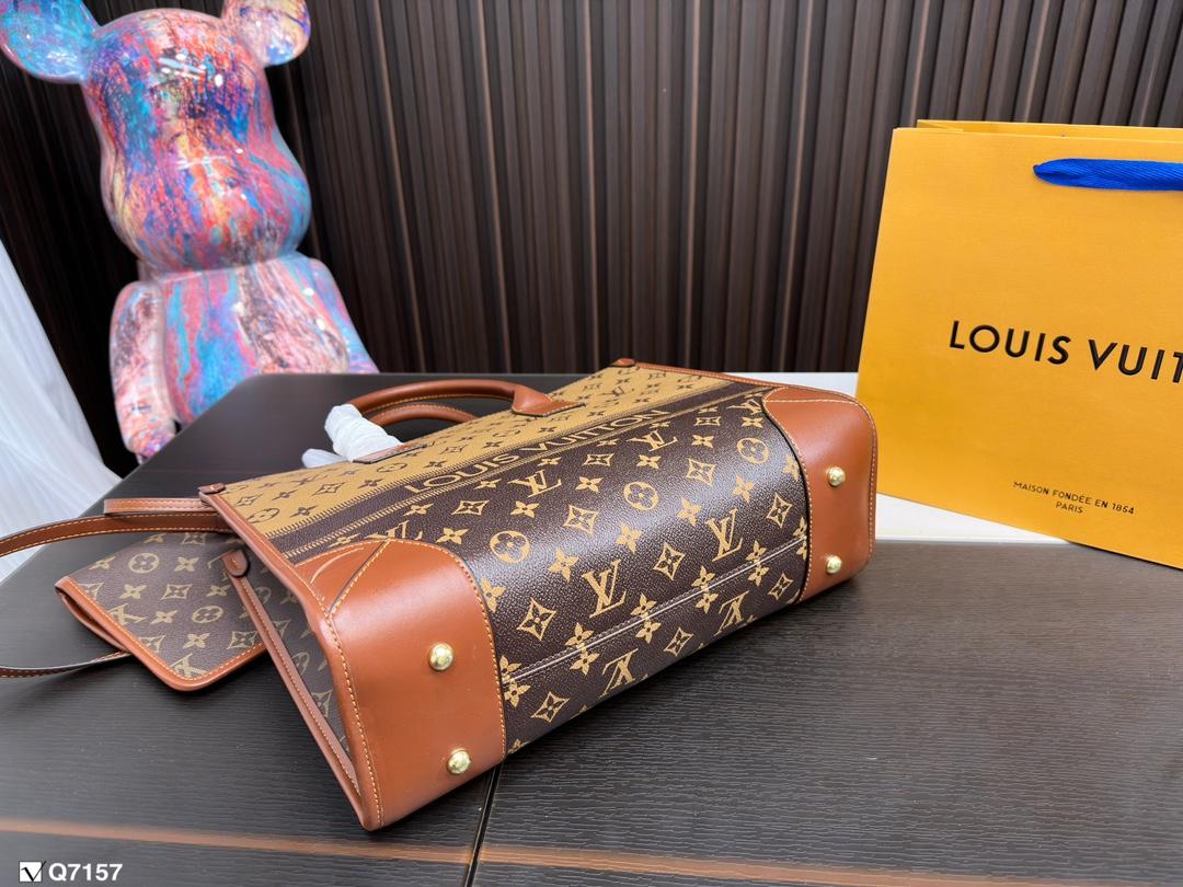 Replica Louis Vuitton Bag 35*27CM