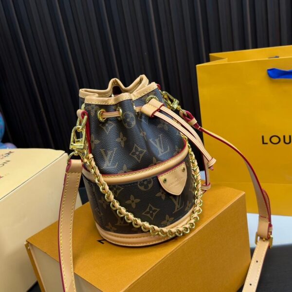 Replica Louis Vuitton Bag 20*14CM