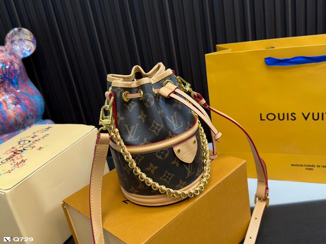 Replica Louis Vuitton Bag 20*14CM