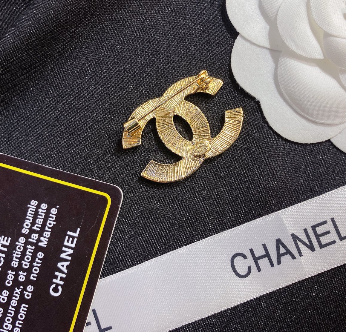 Replica CHANEL Brooch