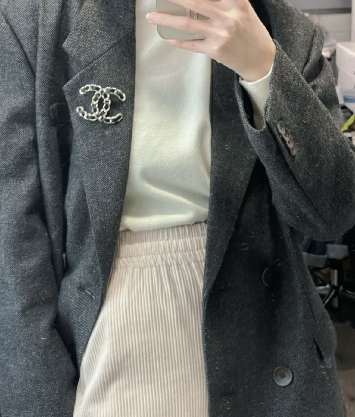 Replica CHANEL Brooch