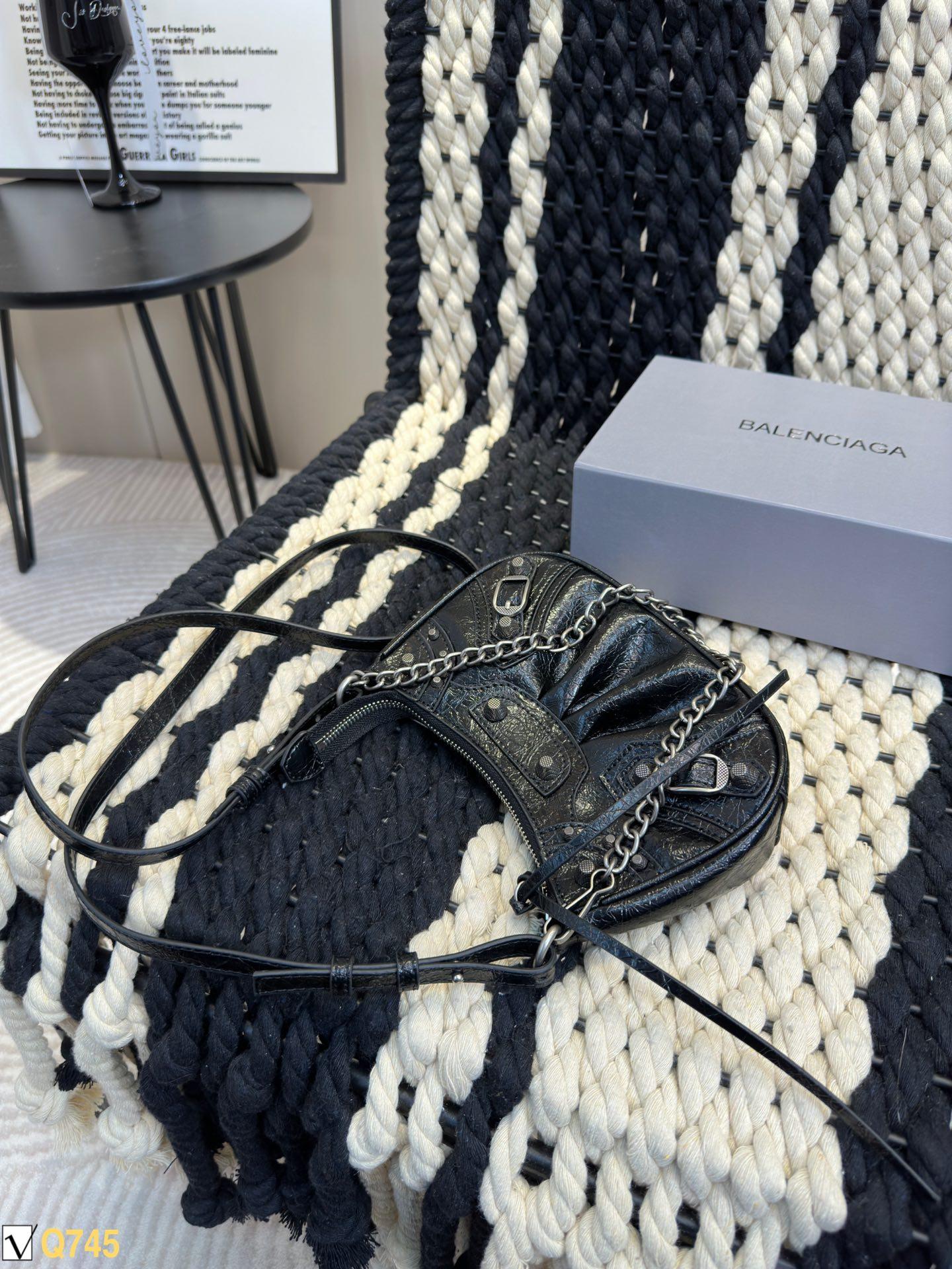 Replica Balenciaga Bag 21*12CM