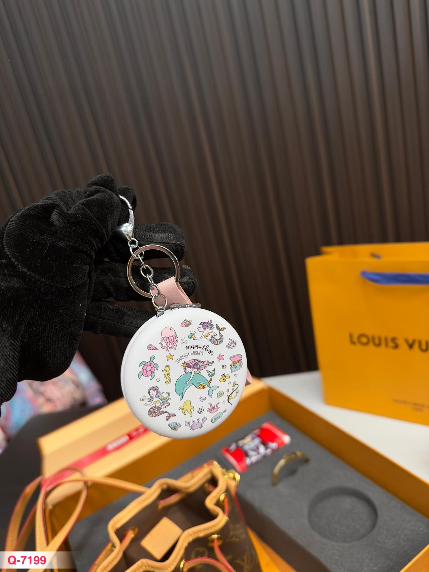 Replica Louis Vuitton Bag set 13*16CM