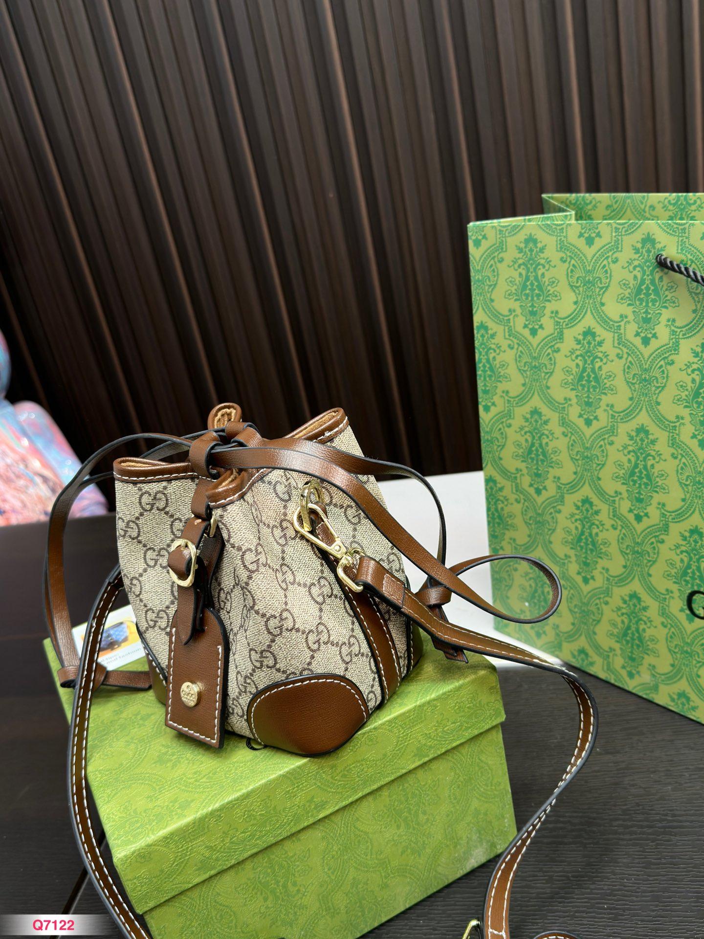 Replica Gucci Bag 13*14CM