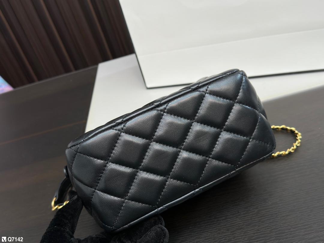 Replica Chanel Bag 18*12CM