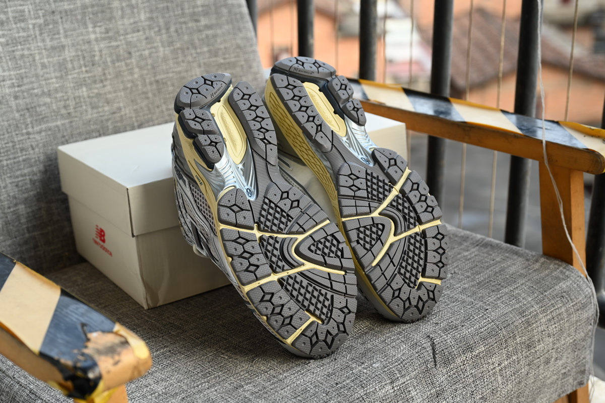 Replica New Balance Shoe New Balance 1906R M1906RTI NEW BALANCE  Grey silver