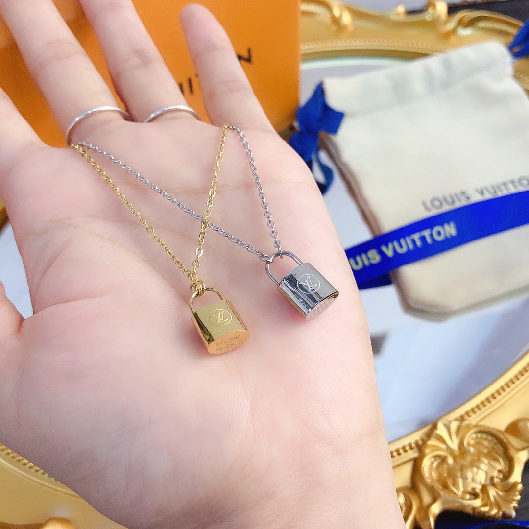 Replica LOUIS VUITTON Bracelet