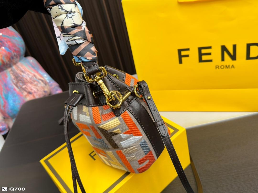 Replica Fendi Bag 12*17CM