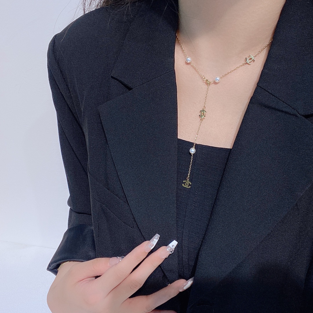 Replica CHANEL Necklace