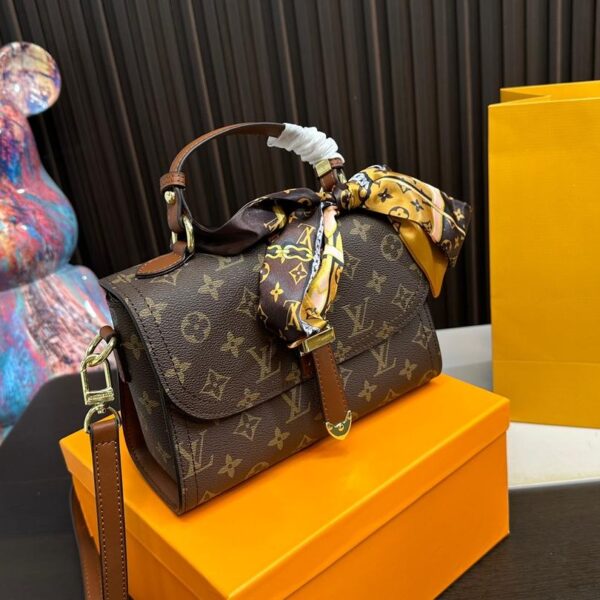 Replica Louis Vuitton Bag 22*15CM