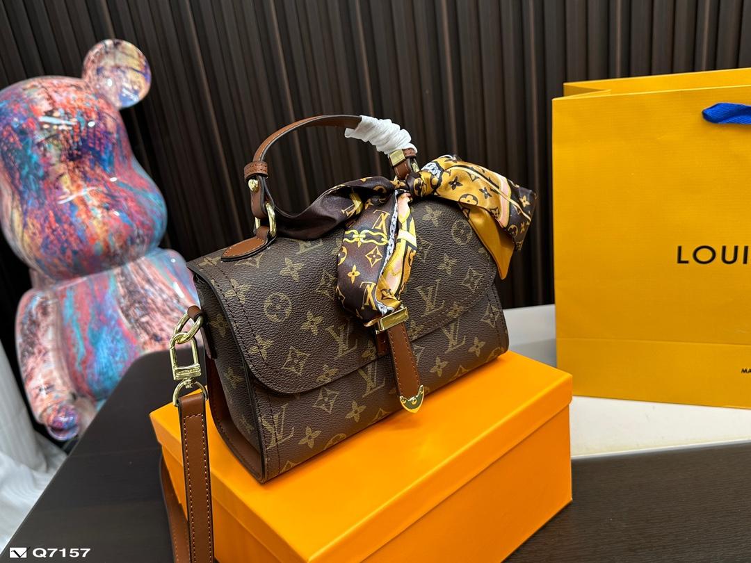 Replica Louis Vuitton Bag 22*15CM
