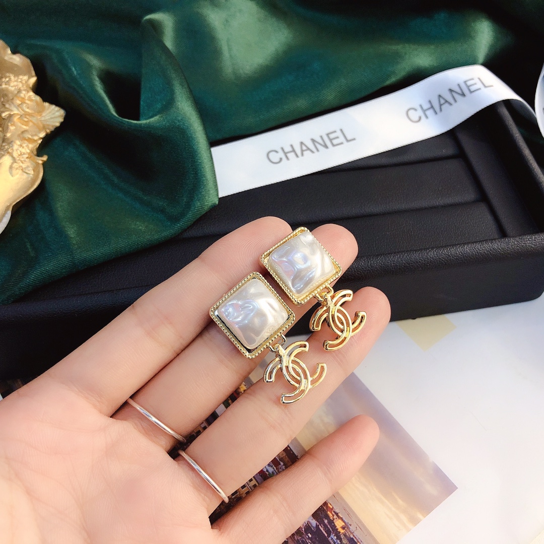 Replica CHANEL Earring