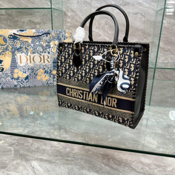 Replica Dior Bag 33*27CM