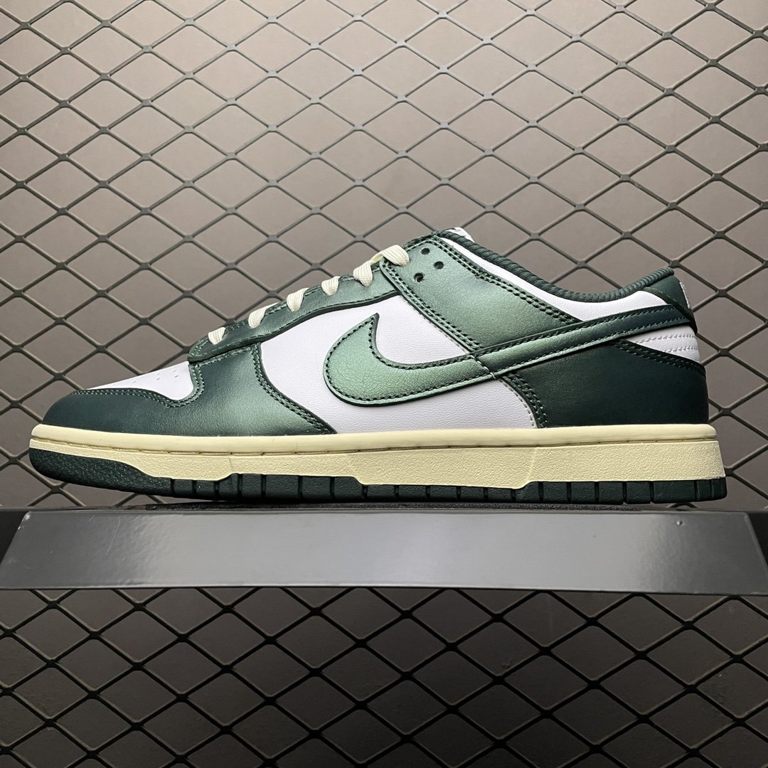 Replica Nike Dunk SB Shoe Nike Dunk Low RetroVintage Green DQ8580-100