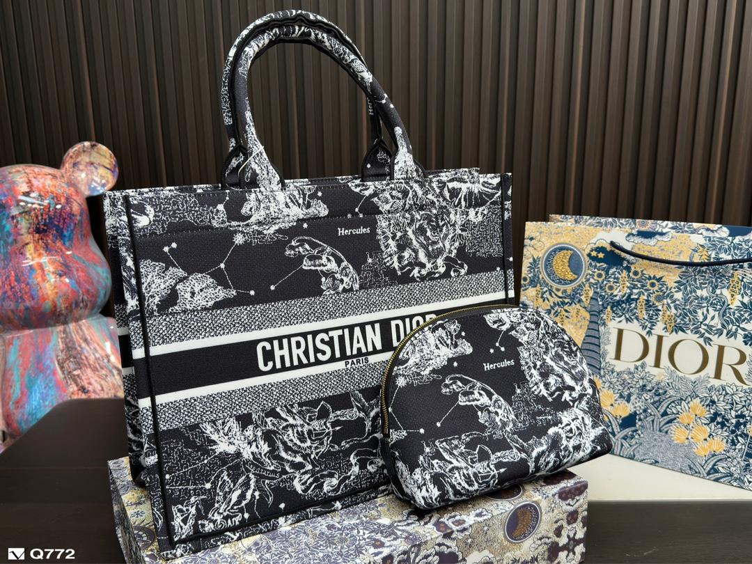 Replica Dior Bag  26*33CM/39*33CM