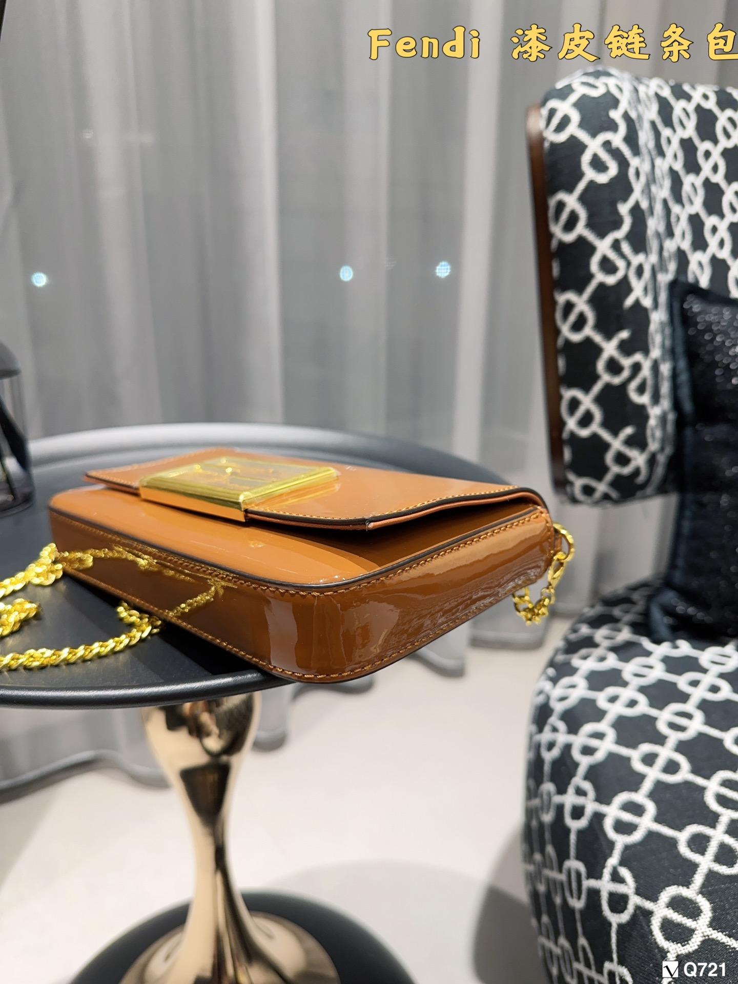 Replica Fendi Bag 21*11CM