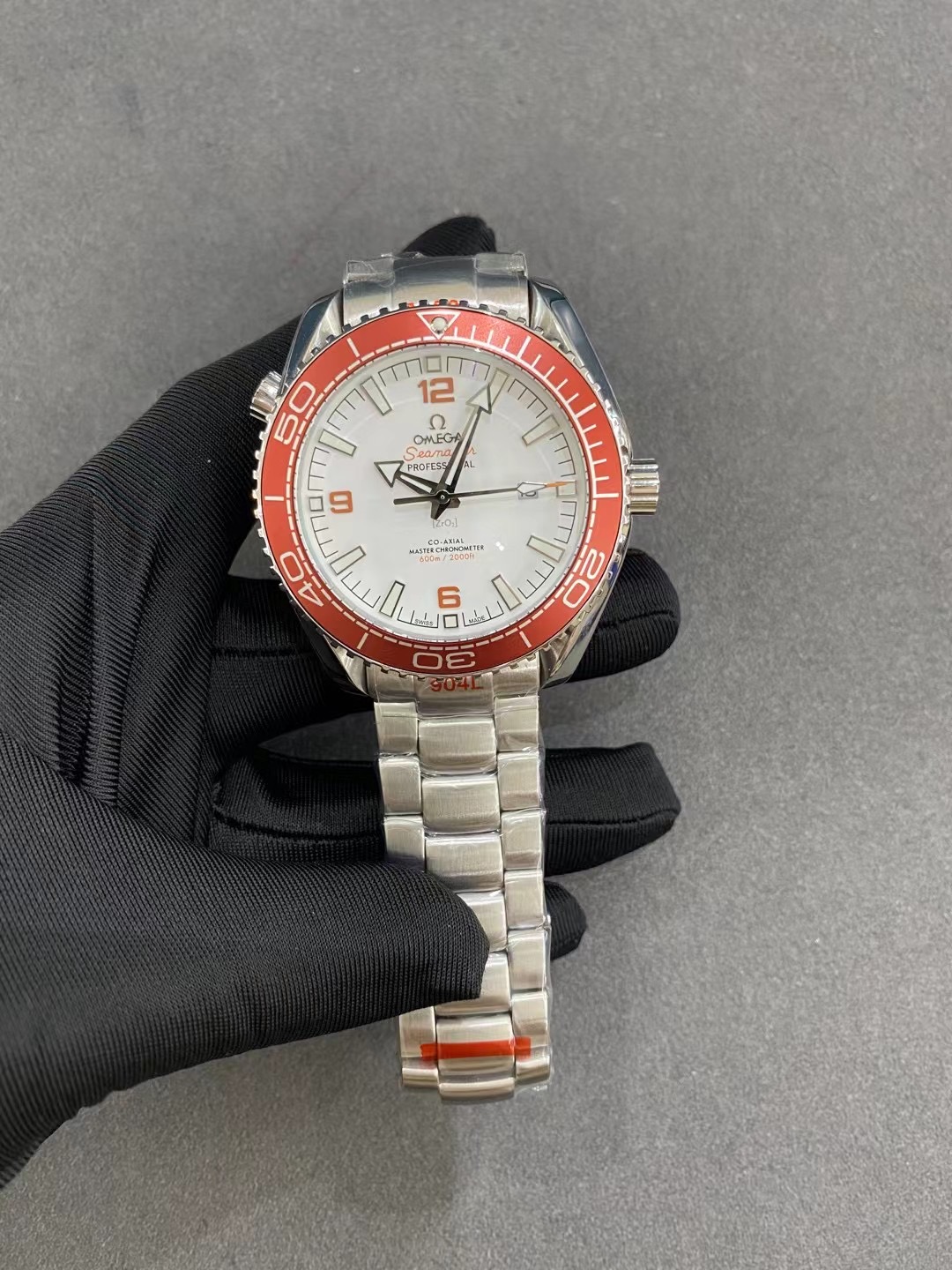 Replica OMEGA Seamaster 904l Stainless Steel Automatic Mechanical Watch 45MM