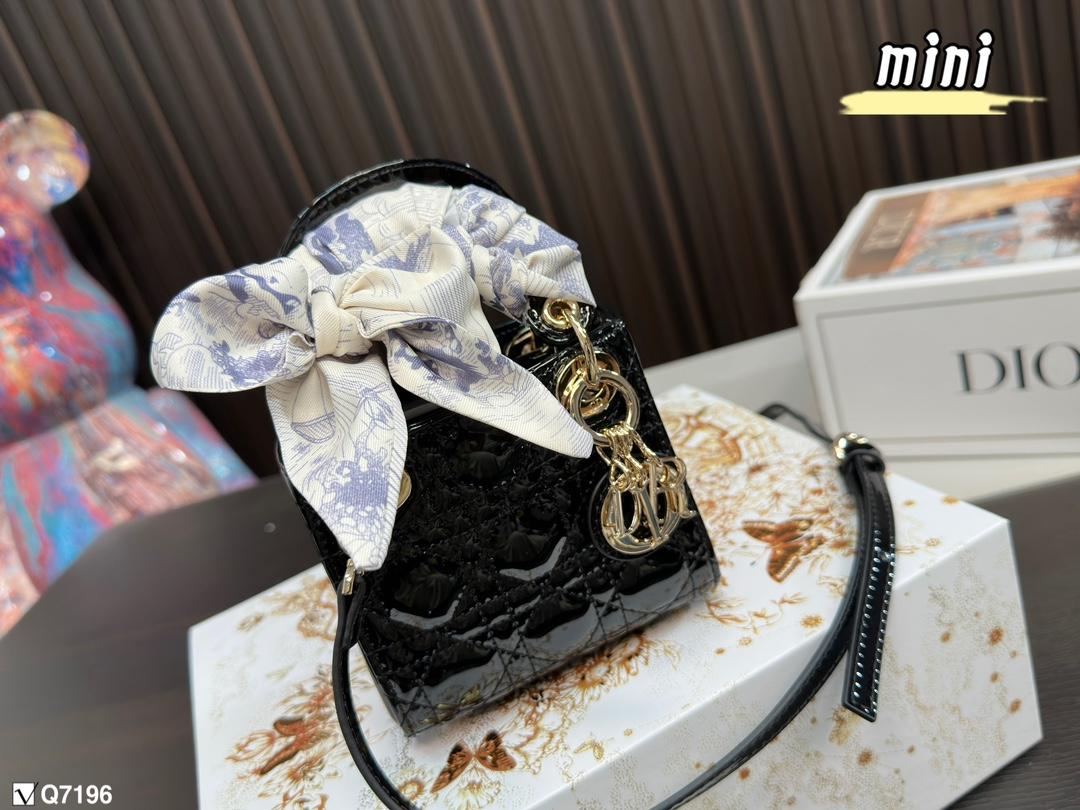 Replica Dior Bag 12*11CM