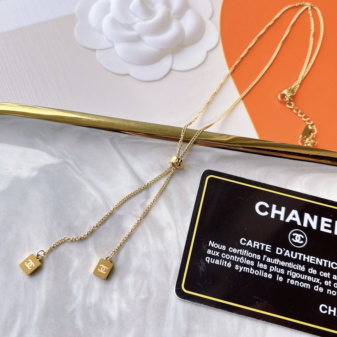 Replica CHANEL Necklace
