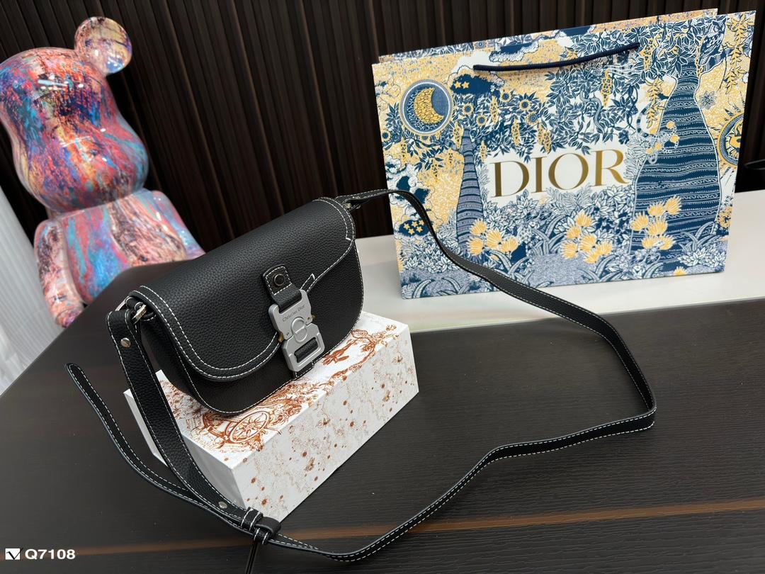 Replica Dior Bag 13*19CM