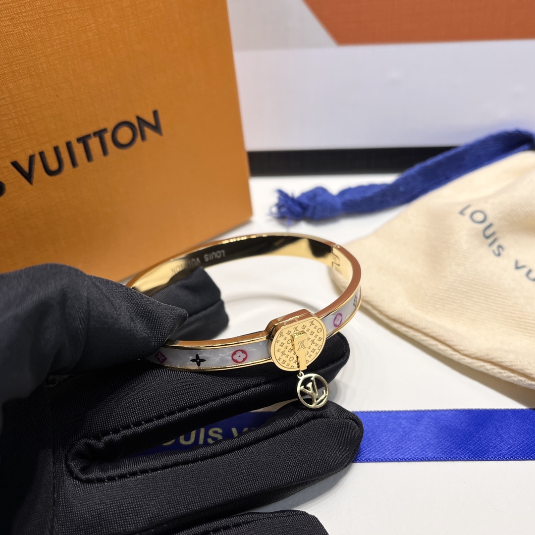 Replica LOUIS VUITTON Bangle