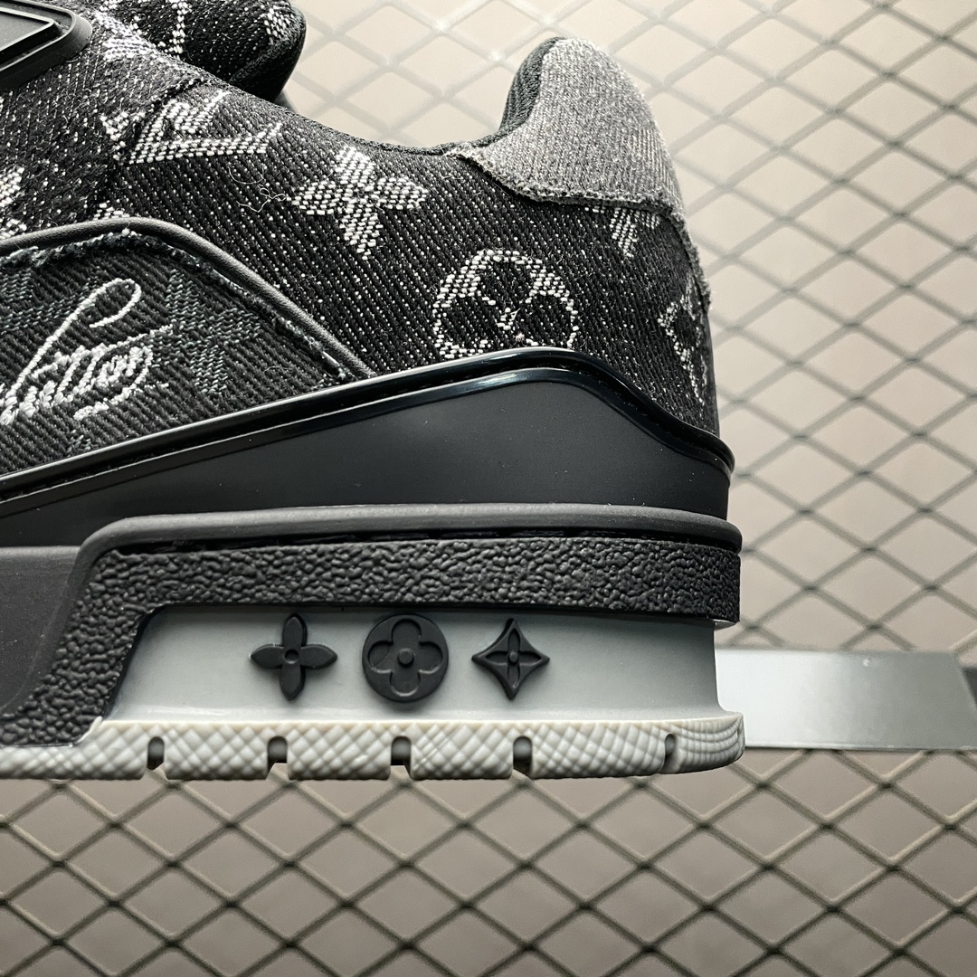 Replica Louis Vuitton Shoe Louis Vuitton LV Trainer size 35-46