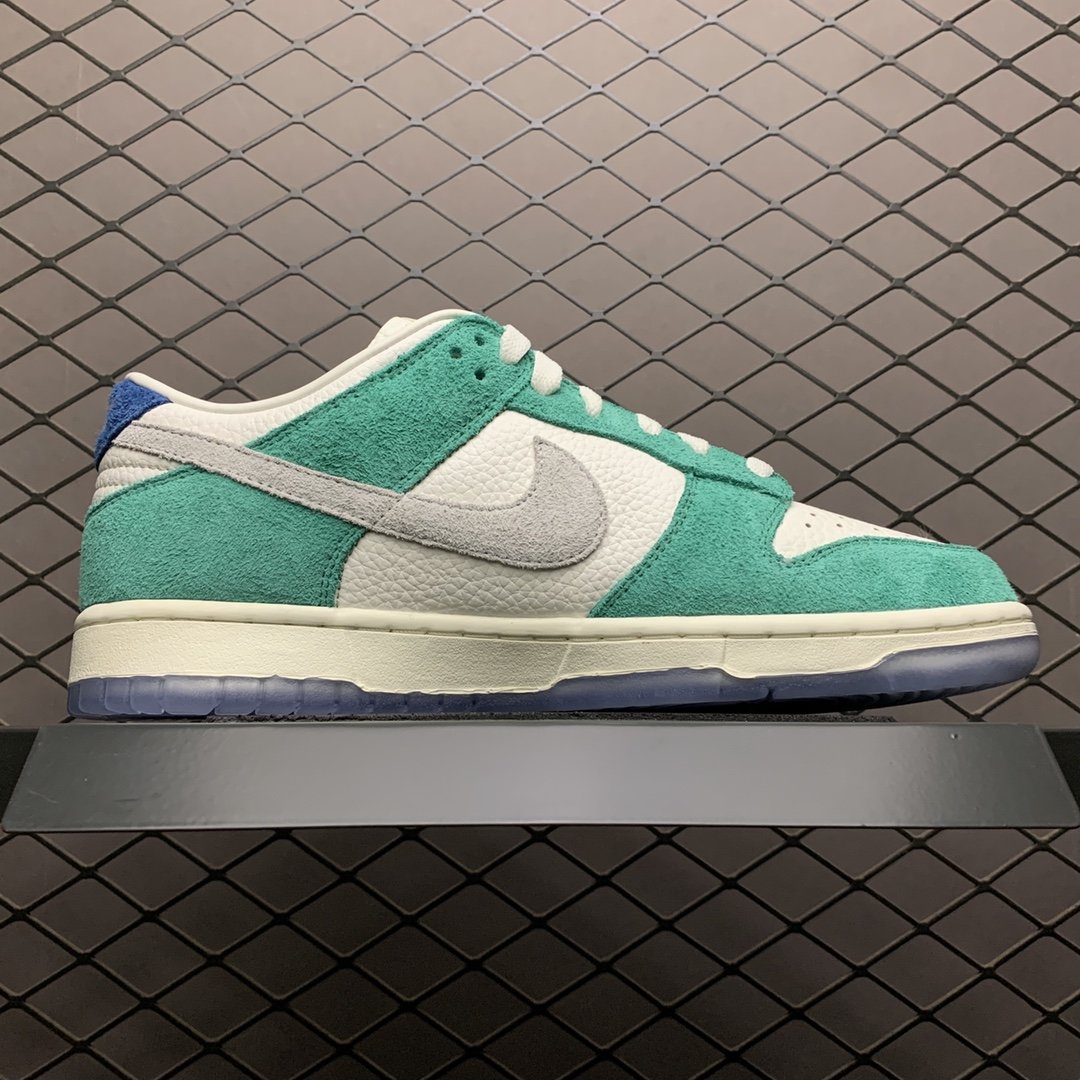 Replica Nike Dunk SB Shoe Kasina x Nike Dunk SB Low 80s Bus CZ6501-101 36-47