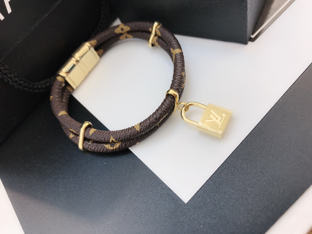 Replica LOUIS VUITTON Bangle