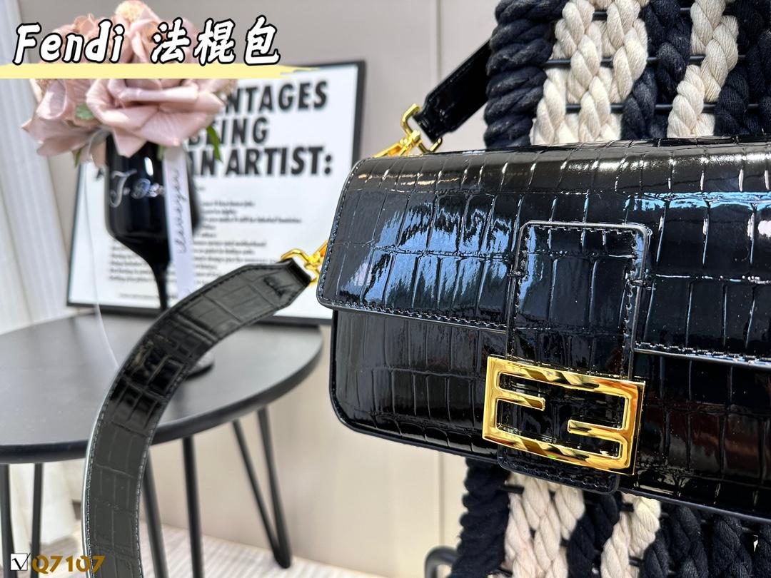 Replica Fendi Bag 26*15CM