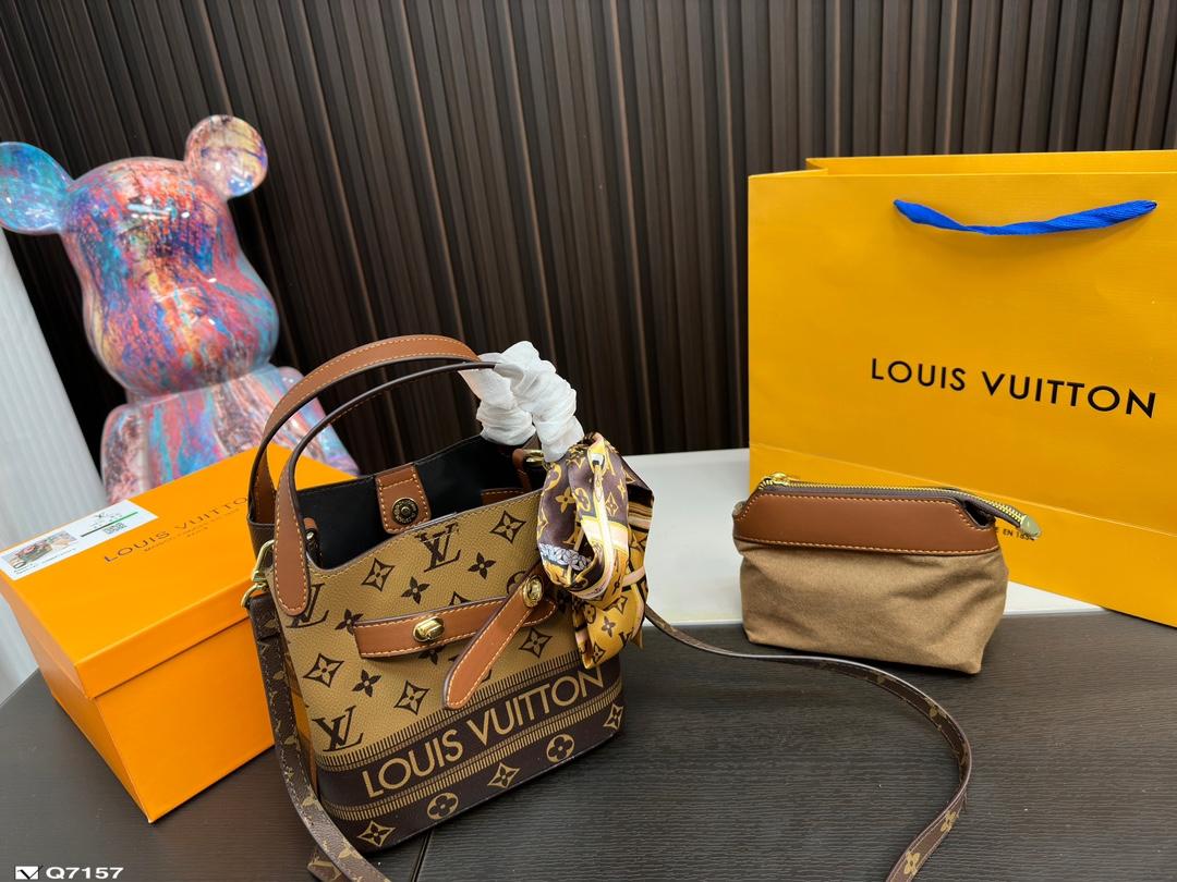 Replica Louis Vuitton Bag 20*18CM