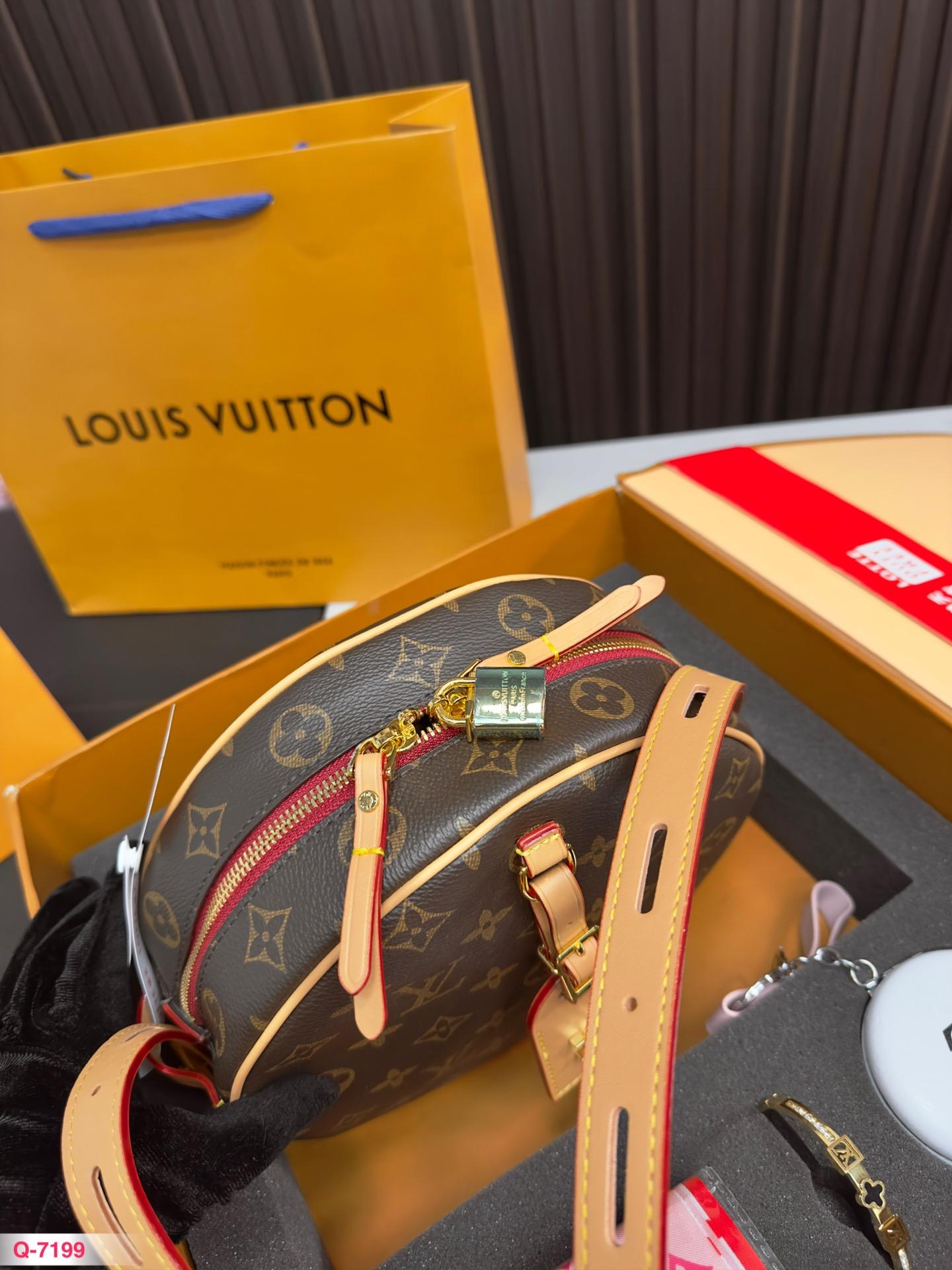 Replica Louis Vuitton Bag set 21*19CM
