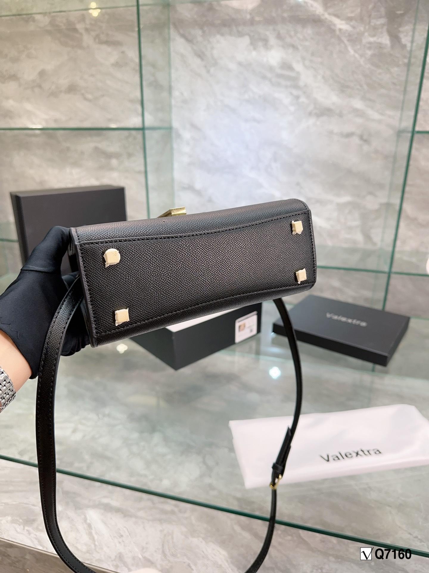 Replica Valentino Bag 22*16CM