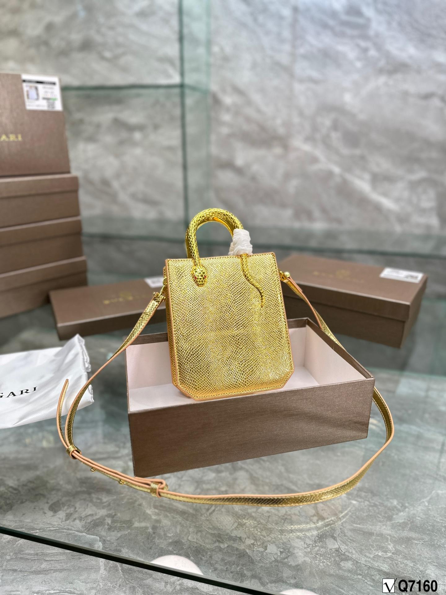 Replica BURBERRY Bag  15*20CM
