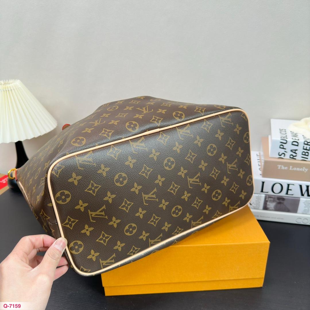 Replica Louis Vuitton Bag 34*32CM