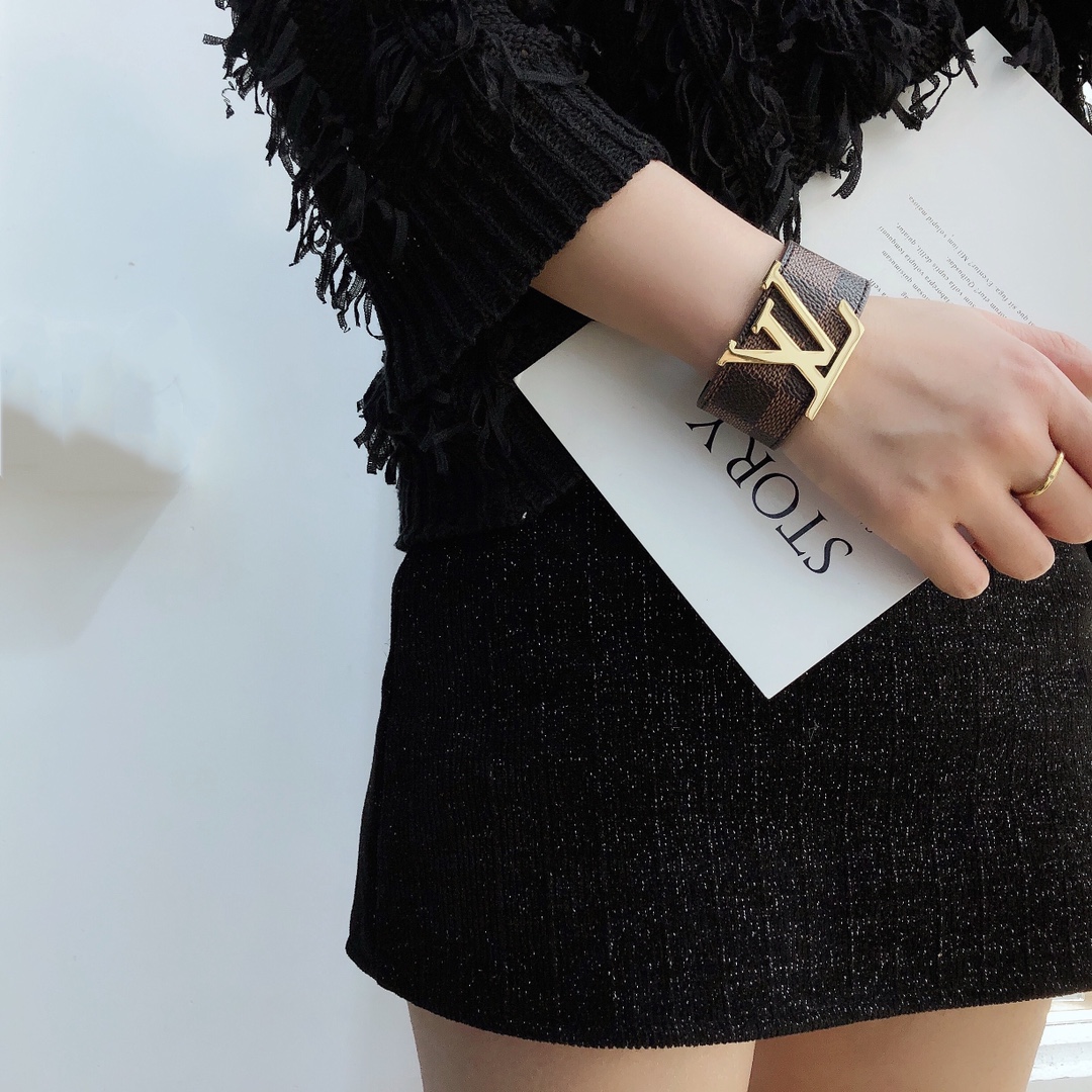 Replica LOUIS VUITTON Bangle