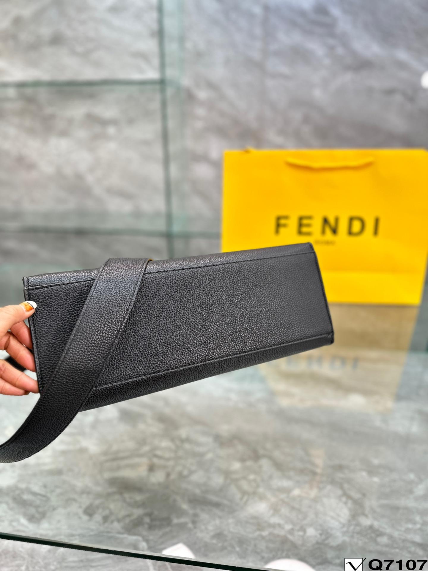 Replica Fendi Bag 35*31CM