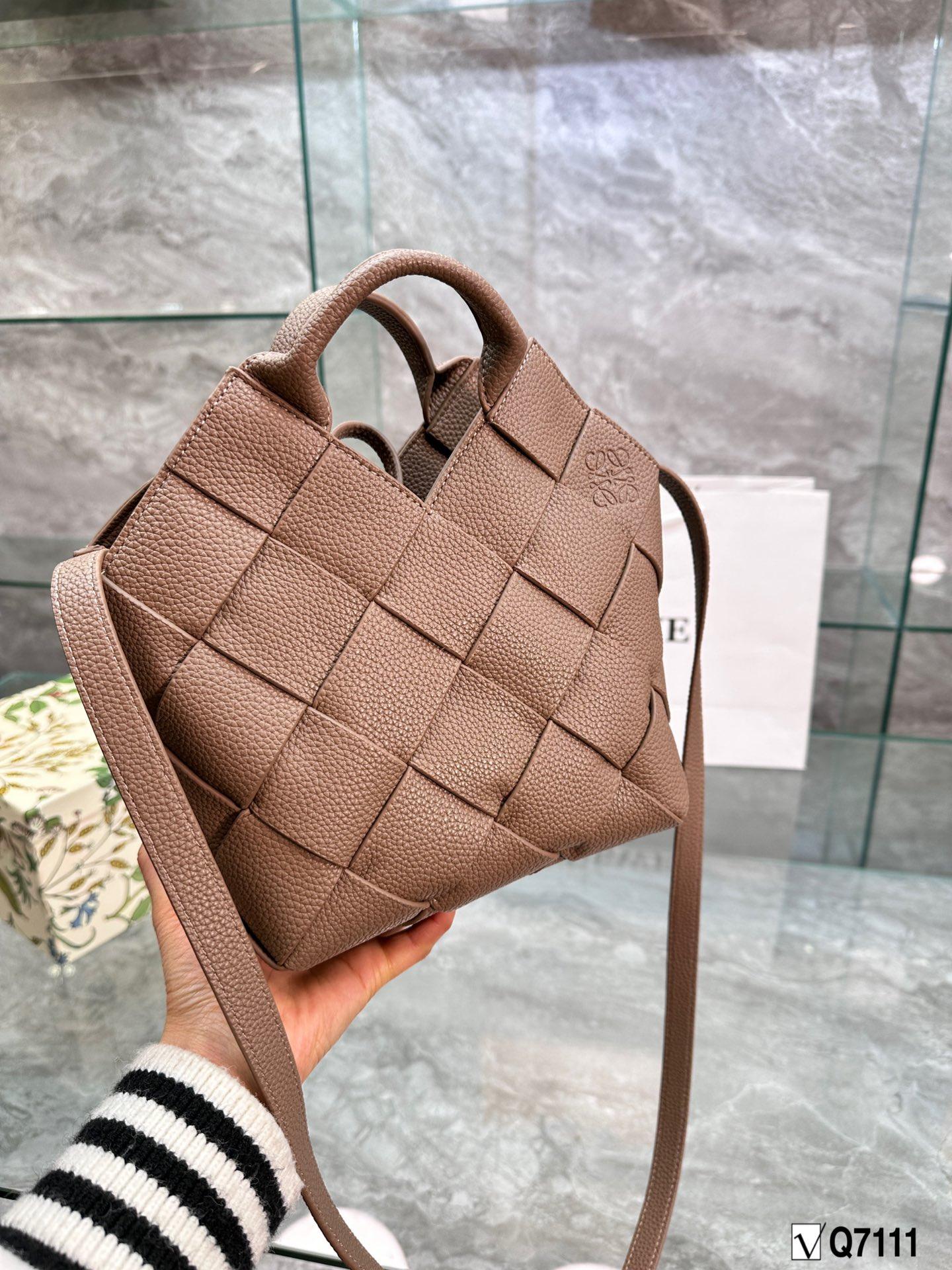 Replica LOEWE Bag 19*23CM