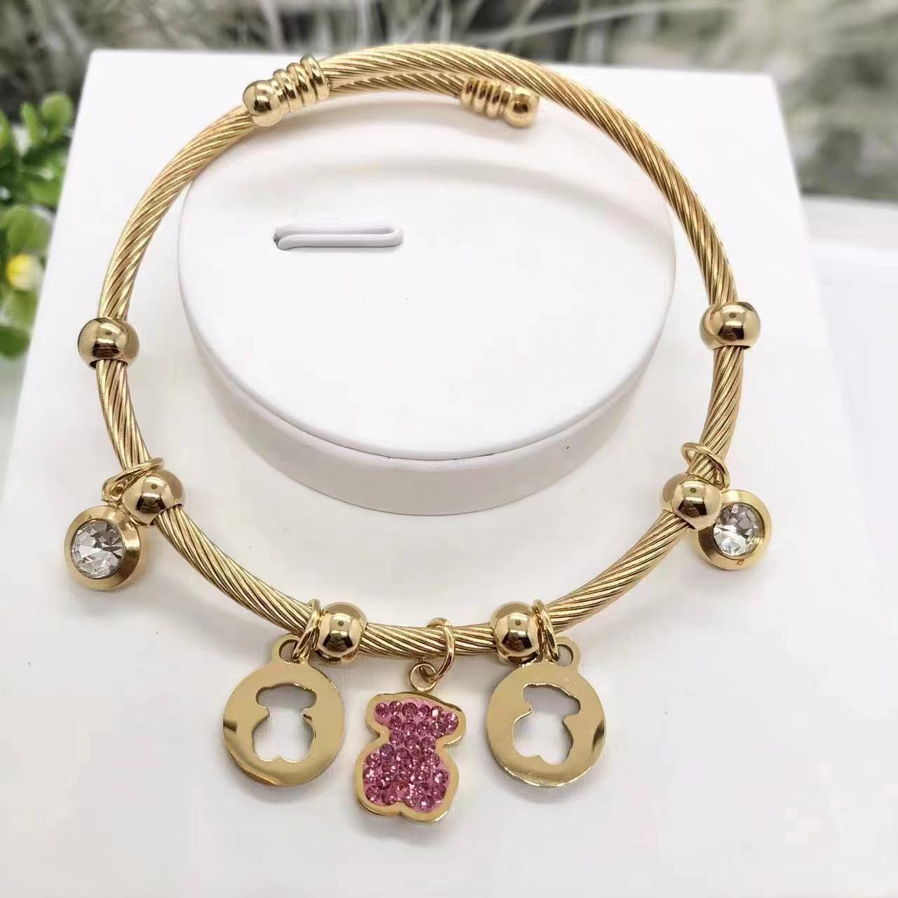 replica TOUE Bangle
