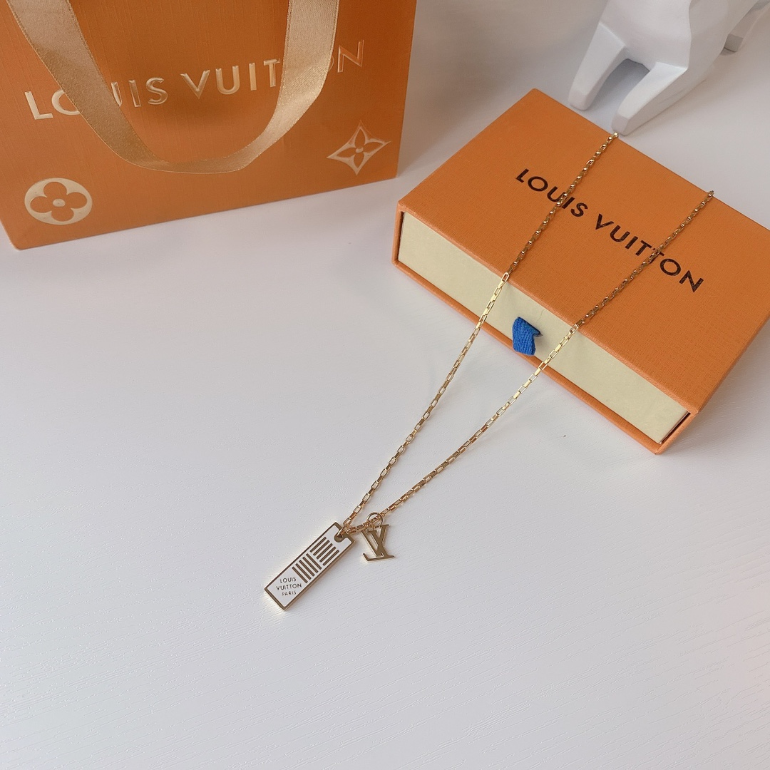 Replica LOUIS VUITTON Necklace