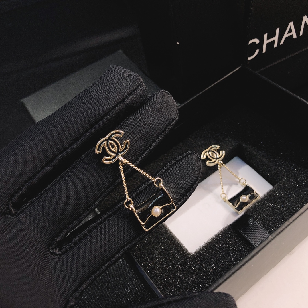 Replica CHANEL Earring