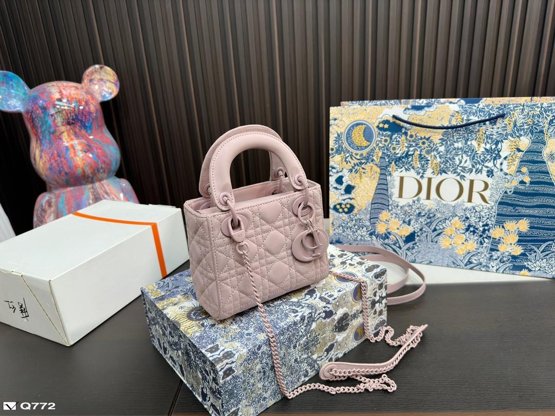 Replica Dior Bag  17*20CM/17*14CM