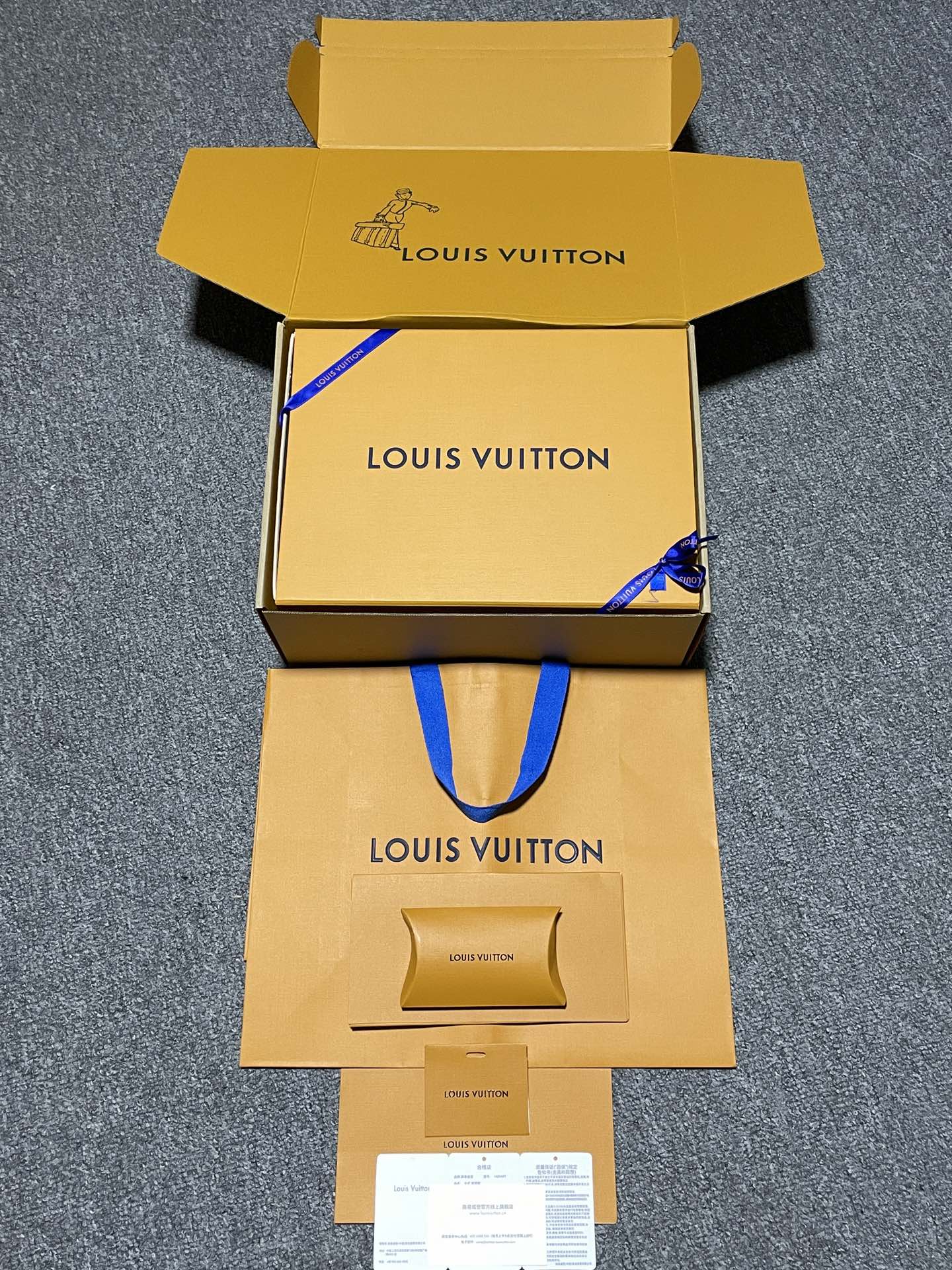 Replica Louis Vuitton Shoe Louis Vuitton LV Run 55 Size 35 36 37 38 39 c