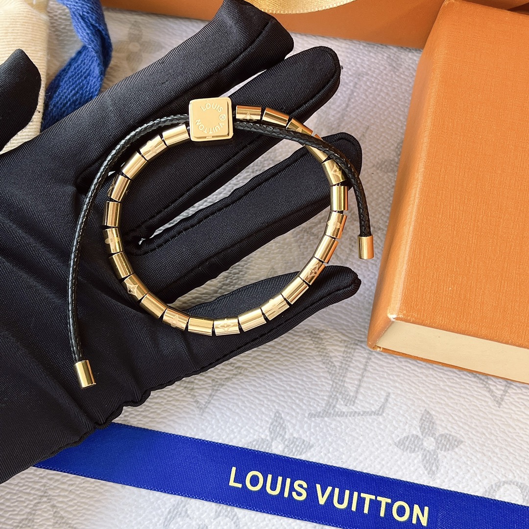 Replica LOUIS VUITTON Bangle