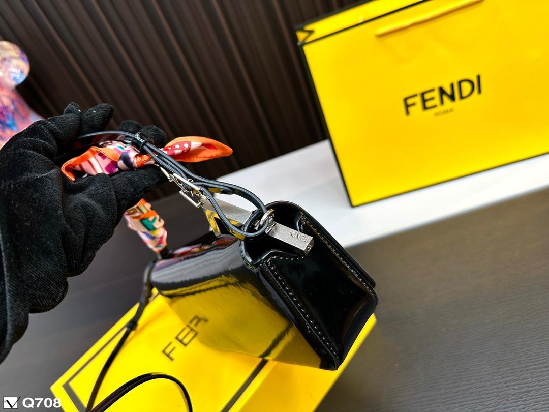 Replica Fendi Bag 23*10CM